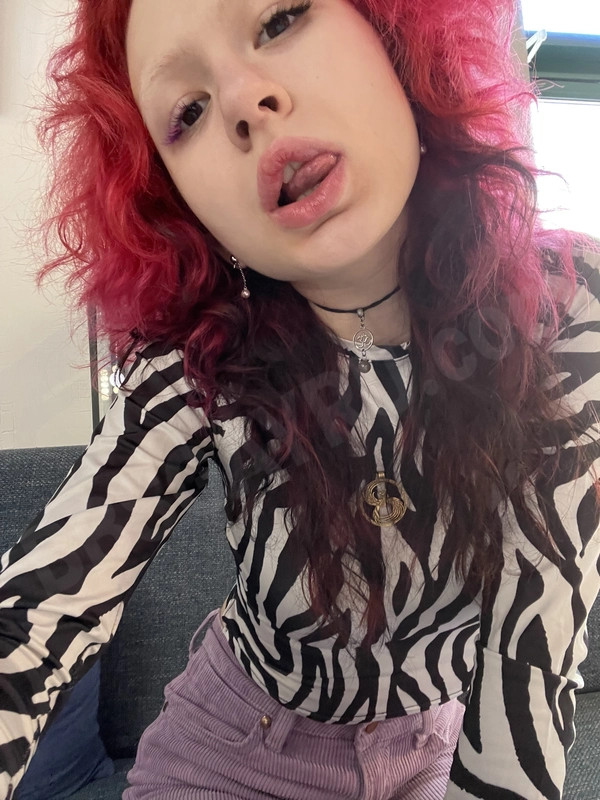 Tina420004641830